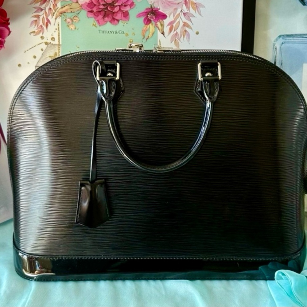 Vintage Louis Vuitton Alma GM electric epi EUC black epi Leather - Picture 6 of 17